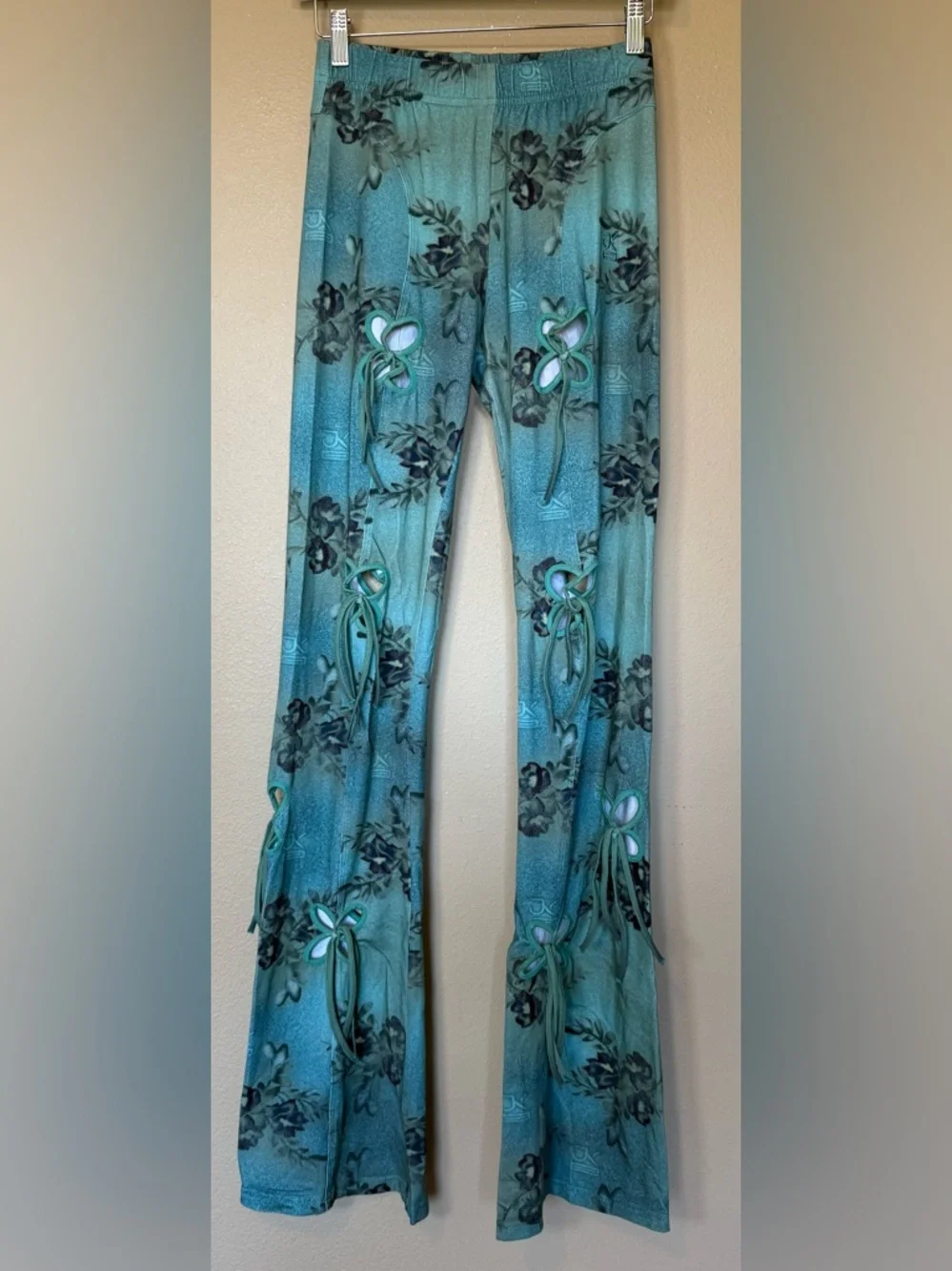 J.Kim Green Blue Printed Cut Out Flare Lounge Pants Size Medium - Picture 2 of 7
